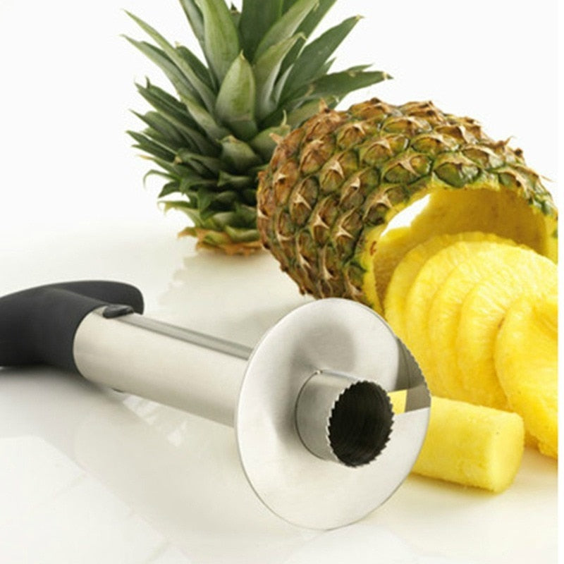 YellowSlicer™ - En Praktisk Ananaskutter - Makschill