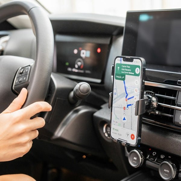 Sladdlös billaddare med mobilhållare 15 W