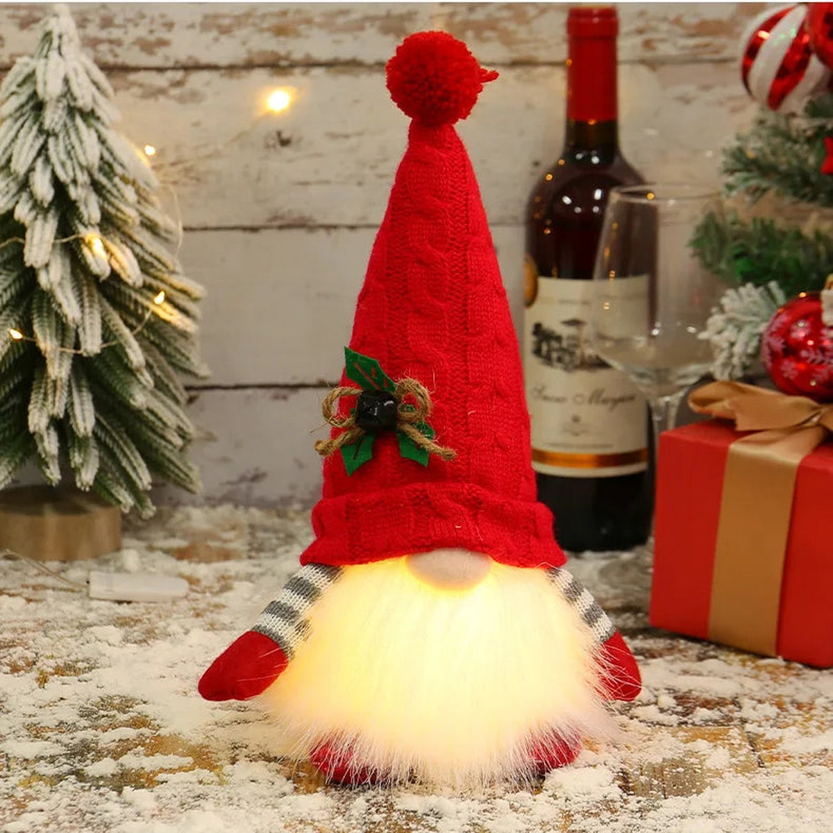 Light-Up Christmas Gnomes – 30 cm